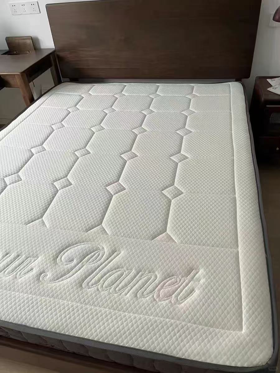 1:1 Atour Planet Replica Ultra-Soft Mattress | 7-Zone Pocket Coils & 3D Breathable Fabric